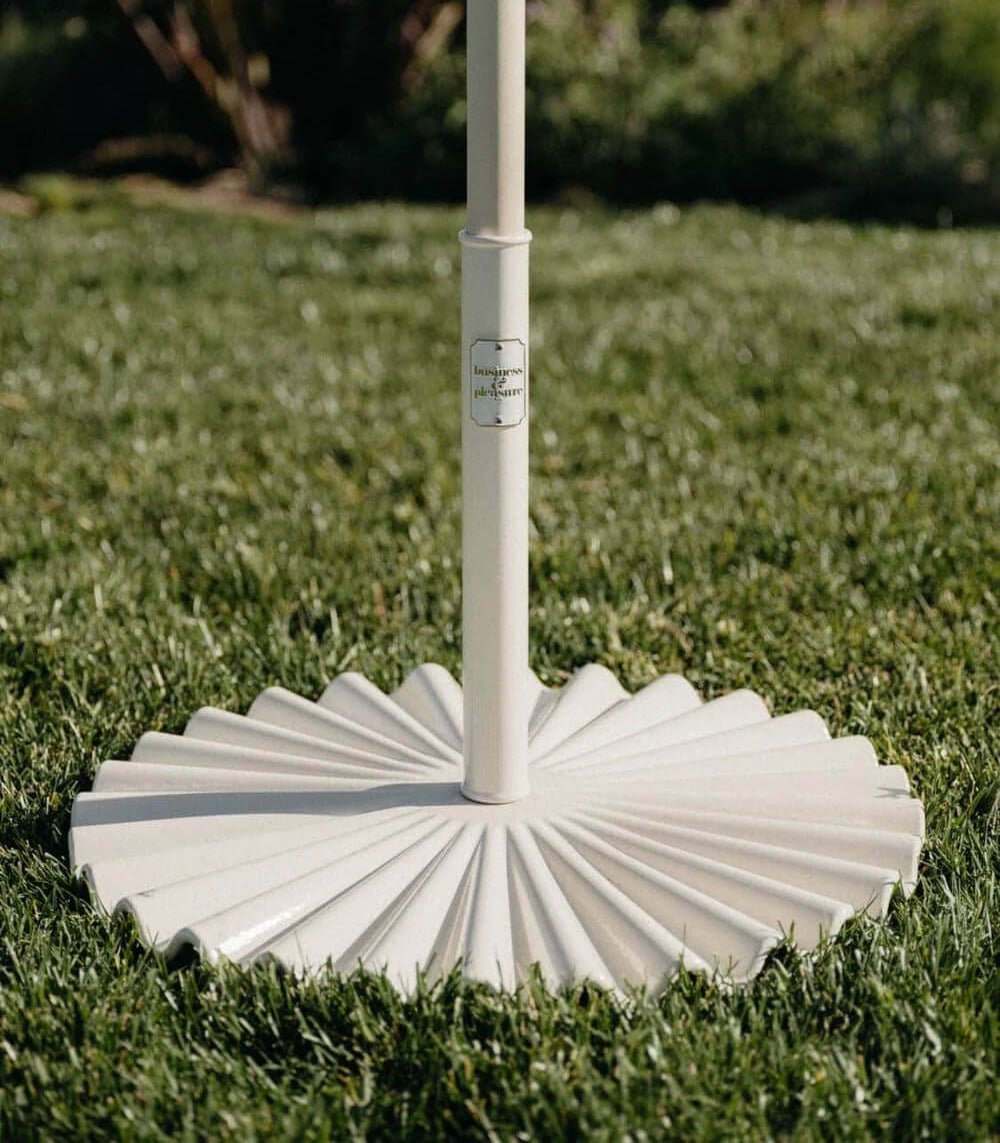 The Clamshell Umbrella Base - Vetted